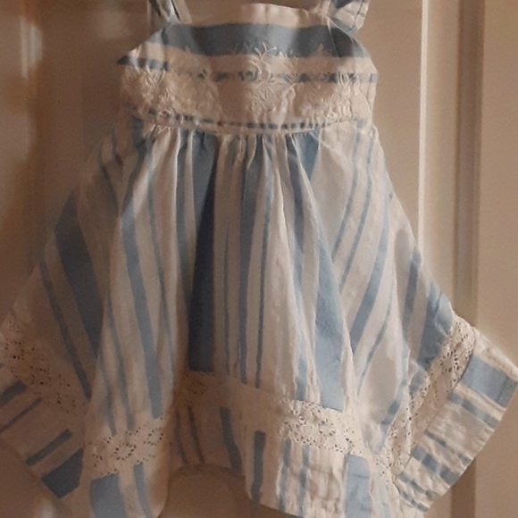 Tommy Bahama Other - TOMMY BAHAMA 6 - 9 most Blue and White Lace & Embroidered Dresd